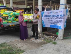 Polri Untuk Masyarakat Dengan Gerakan Pangan Murah Di Pasar Tradisional Desa Miru Sekaran