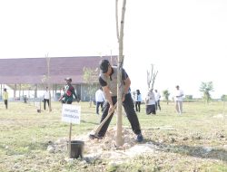 Kapolres Lamongan Hadiri  Aksi Bersih Sampah dalam Peringatan World Cleanup Day 2025