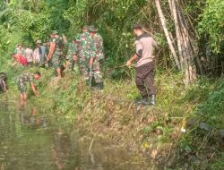 Penuh Semangat dan Kebersamaan, wujud sinergi TNI dan Warga Babat dalam Bersihan Kali Konang