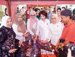 Tenun Ikat Parengan Jadi Objek Pelaksanaan PKW Tembus Pasar Timur Tengah dan ASEAN
