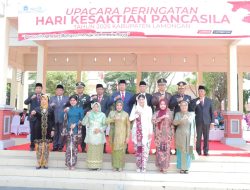 Kapolres Lamongan Hadiri Upacara Peringatan Hari Kesaktian Pancasila Tahun 2025 di Alun-Alun Lamongan