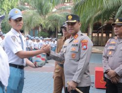 Kapolres Lamongan Goes To School Dengan Pimpin Apel Pelajar di SMA Negeri 2