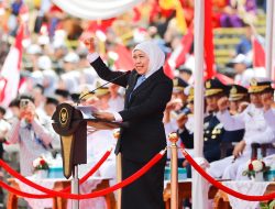 Gubernur Khofifah Pimpin Upacara Hari Sumpah Pemuda Ke-97, Ajak Masyarakat Wujudkan Pemuda Pemudi Jatim Berdaya dan Tangguh