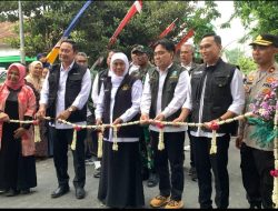 Gubernur Khofifah Resmikan Rehabilitasi Jalan Poros Miru-Jugo Lamongan,Guna Perlancar Mobilitas Distribusi Hasil Pertanian