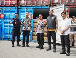 87 kontainer pelanggaran ekspor produk turunan CPO (Crude Palm Oil) di TPS Multi Terminal Indonesia Berhasil di Amankan.