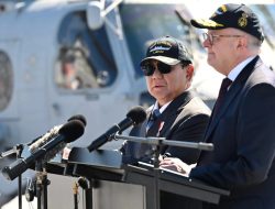 Pernyataan Pers Bersama Perdana Menteri Australia Anthony Albanese usai meninjau Kapal HMAS Canberra di Garden Island Naval Base,