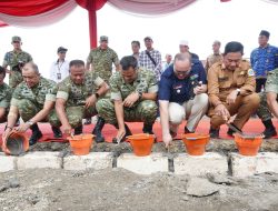 Dandim 0812 dan Forkopimda Sambut Kunjungan Wakil Panglima TNI dalam Peninjauan Pembangunan Yonif TP 887/KJM dan KDKMP di Kabupaten Lamongan