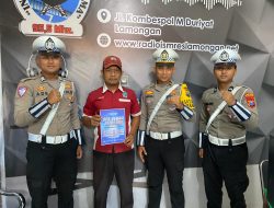 Satlantas Polres Lamongan Gelar Binluh Kamseltibcarlantas di Radio JSM FM. 