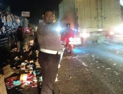 Polsek Babat Tangani Lakalantas hingga Evakuasi Korban. 