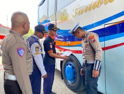 Satlantas Polres Lamongan Dampingi Subdit Kamsel Polda Jatim Lakukan Inspeksi Kelayakan Kendaraan Jelang Nataru 2026
