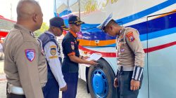 Satlantas Polres Lamongan Dampingi Subdit Kamsel Polda Jatim Lakukan Inspeksi Kelayakan Kendaraan Jelang Nataru 2026