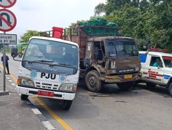 Laka Lantas Beruntun di Jalur Lamongan–Gresik  Satlantas Polres Lamongan Turun Evakuasi Korban