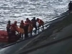 Korban Anak SMP Yang Tenggelam  Berhasil di Temukan Dengan Keadaan Meninggal Dunia.