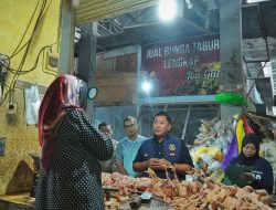 Sidak, Satgas di Pasar Sidoharjo Rincikan Harga dan Ketersediaan Sembako. Begini Penjelasannya.!