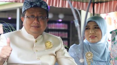 Gebyar Hari Jadi Lamongan ke-457, Ketua DPRD Lamongan Sapa Warga Saat Kirab