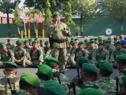 Danrem Bhaskara Jaya Pimpin Upacara 17-an, Tekankan Soliditas Prajurit dan Profesionalisme TNI
